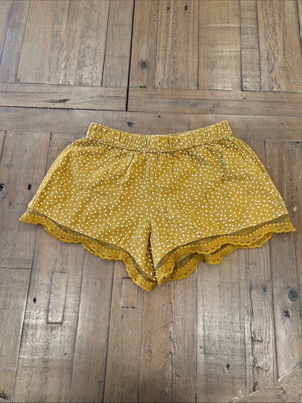 Rylee + cru ochre dotted crochet tulle hem shorts 8-9 years
